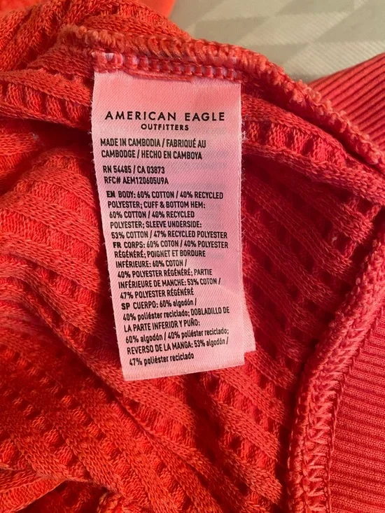 American Eagle Outfitters Big Hug Sweatshirt - Picture 6 of 10